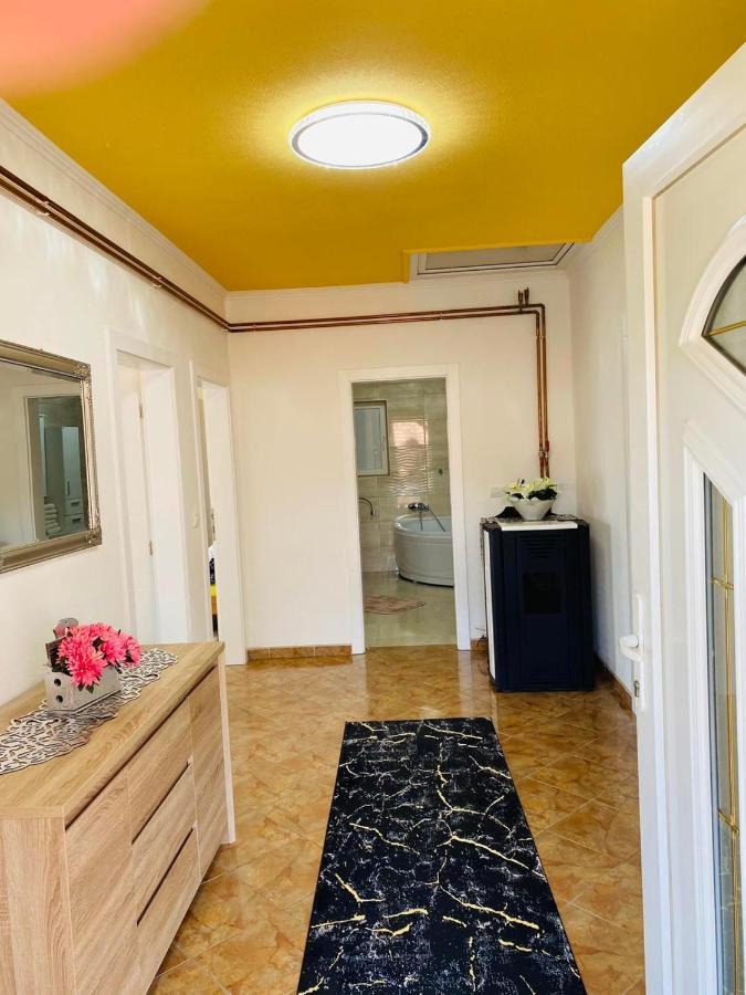 Apartman Kula Gradacac Esterno foto