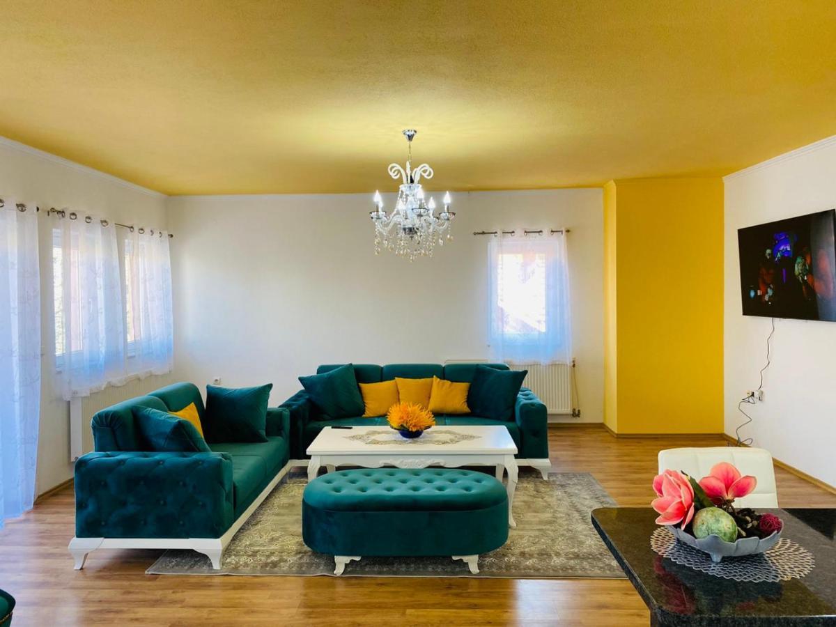 Apartman Kula Gradacac Esterno foto
